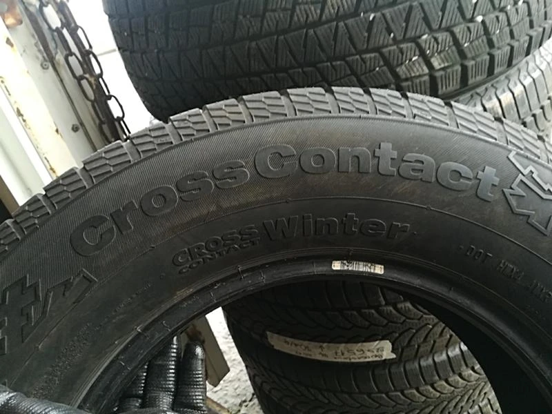 Гуми Зимни 225/75R16, снимка 5 - Гуми и джанти - 23632263