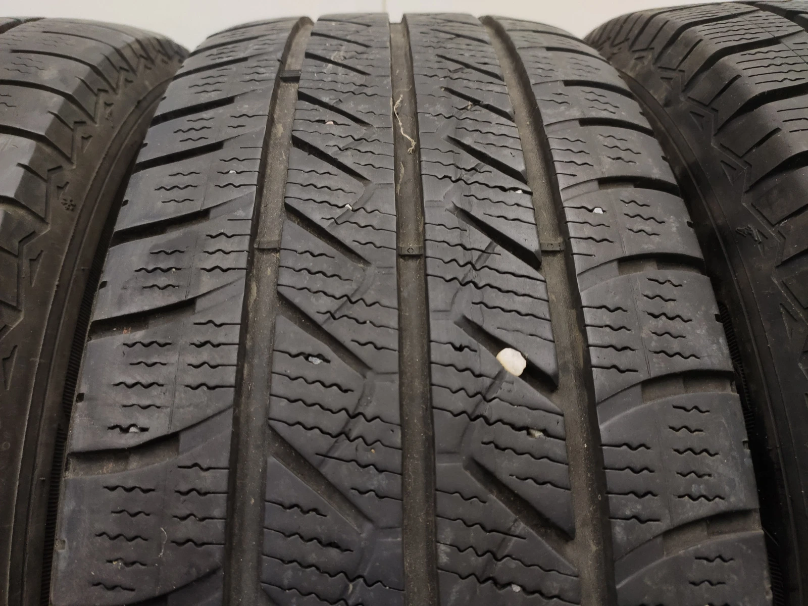  235/65R16 | Mobile.bg   3