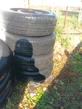 Гуми с джанти Pirelli 185/60R15, снимка 2 - Гуми и джанти - 47876533