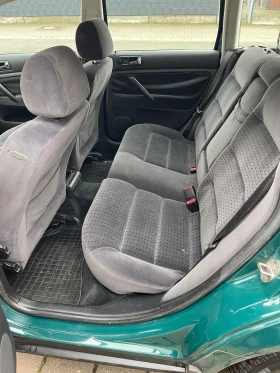 VW Passat 1.6 Benzin 102hp, снимка 17