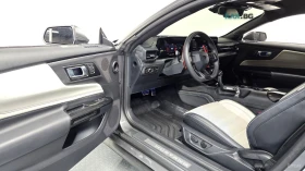 Ford Mustang 2.3* ECOBOOST* PREMIUM* ОБДУХВАНЕ* ПОДГРЕВ* КАМЕРА, снимка 9