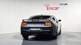 Ford Mustang 2.3* ECOBOOST* PREMIUM* ОБДУХВАНЕ* ПОДГРЕВ* КАМЕРА, снимка 4