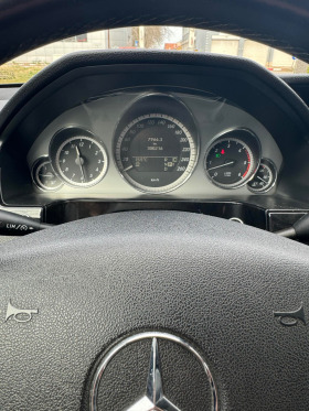 Mercedes-Benz E 300, снимка 7