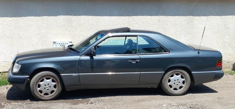 Mercedes-Benz 124, снимка 1 - Автомобили и джипове - 47192323