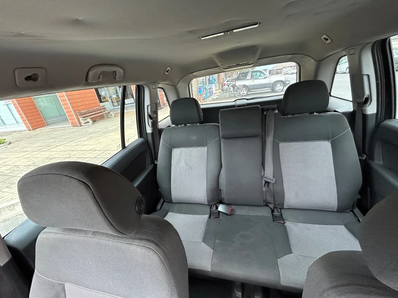 Opel Zafira 1.7 DTR facelift, снимка 7 - Автомобили и джипове - 47098204