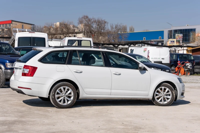 Skoda Octavia 1.6 TDI, снимка 5 - Автомобили и джипове - 51505634