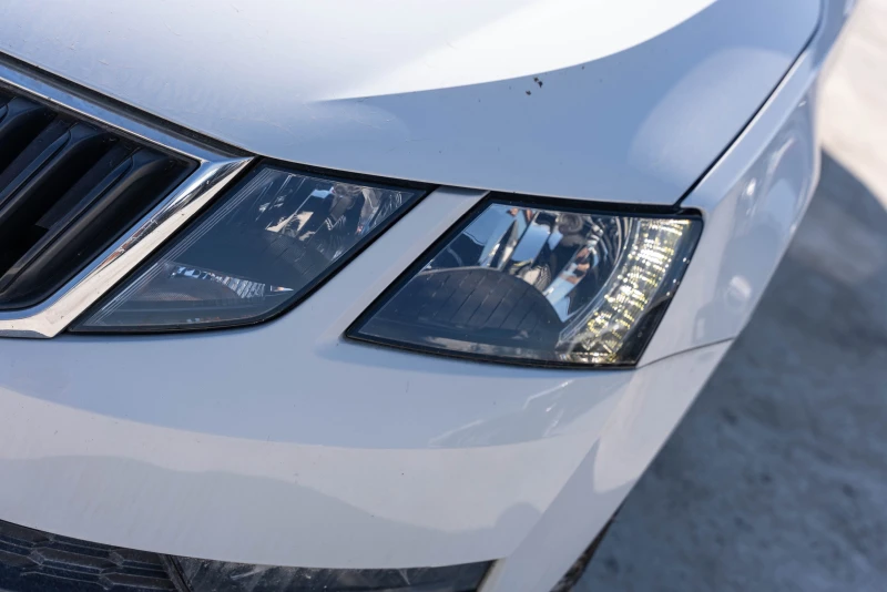 Skoda Octavia 1.6 TDI, снимка 6 - Автомобили и джипове - 51505634