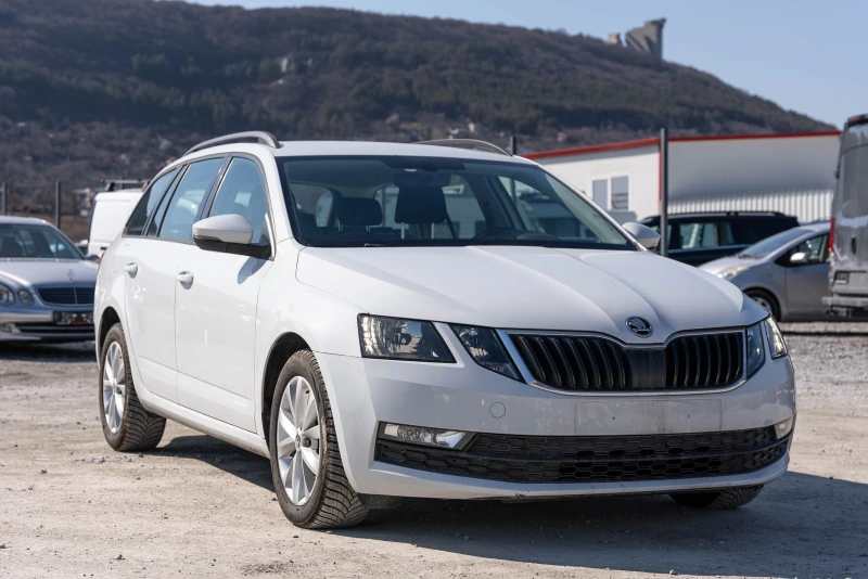 Skoda Octavia 1.6 TDI, снимка 2 - Автомобили и джипове - 51505634