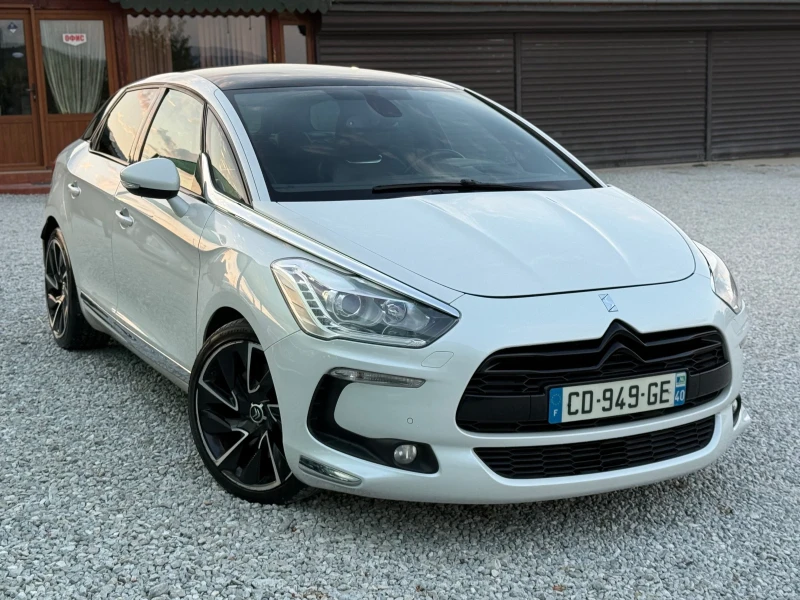Citroen DS5 2.0 HDi Кожа Подгрев Хед Ъп Камера , снимка 4 - Автомобили и джипове - 51131893