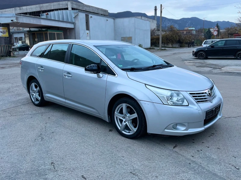 Toyota Avensis 2.0 D4d 126кс Внос Германия, снимка 6 - Автомобили и джипове - 52554360