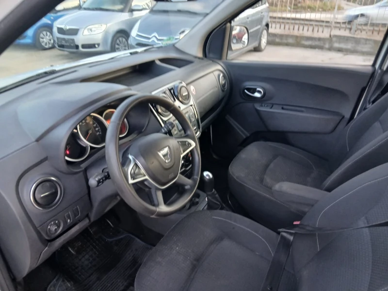 Dacia Dokker 1.6 I, снимка 6 - Автомобили и джипове - 52816434