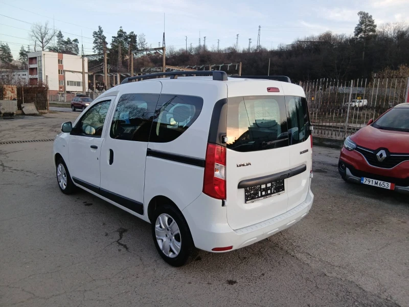 Dacia Dokker 1.6 I, снимка 4 - Автомобили и джипове - 52816434