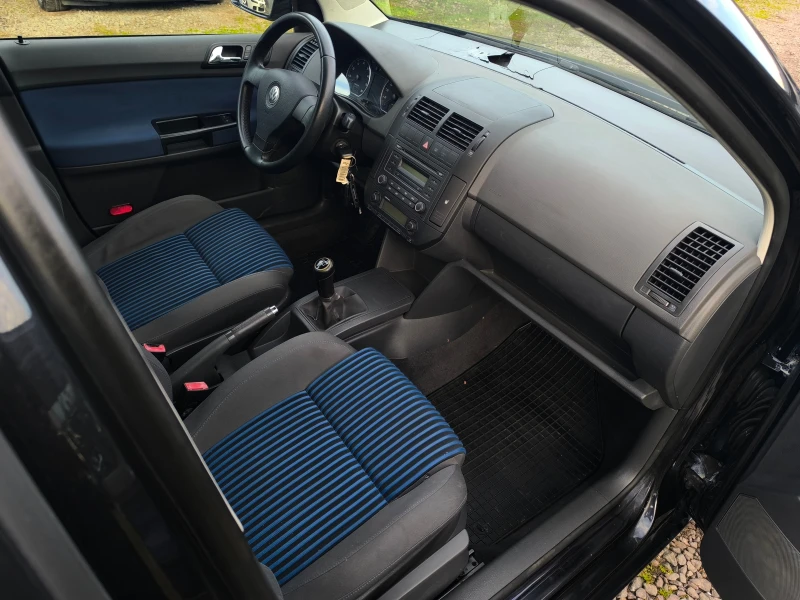 VW Polo FACE LIFT-1.4i-101кс-КЛИМАТРОНИК-ОТЛИЧНО !!!, снимка 14 - Автомобили и джипове - 52837556
