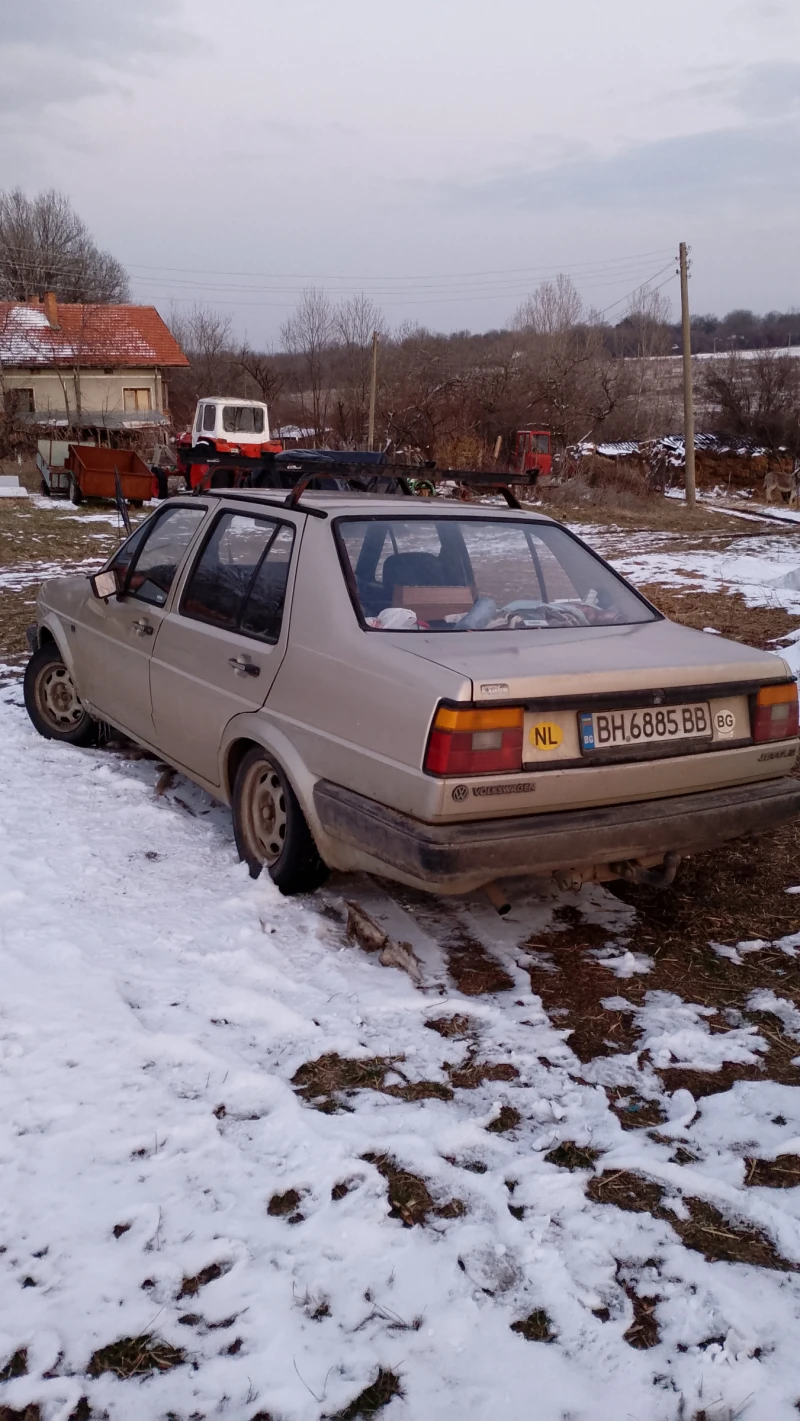 VW Jetta, снимка 4 - Автомобили и джипове - 53042546