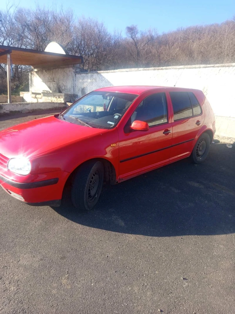 VW Golf, снимка 2 - Автомобили и джипове - 53203712