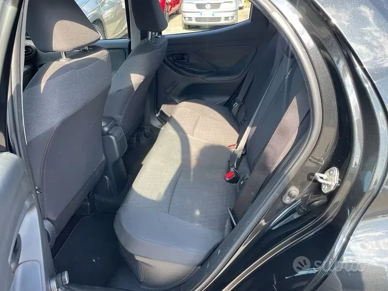 Toyota Yaris 1.5 Hybrid Реални КМ, снимка 12 - Автомобили и джипове - 53770193