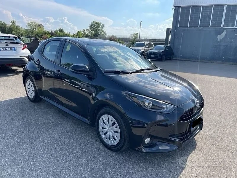 Toyota Yaris 1.5 Hybrid Реални КМ, снимка 3 - Автомобили и джипове - 53770193