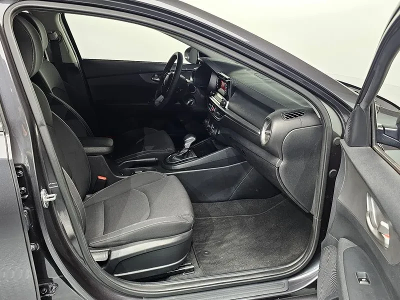 Kia K3 Trendy | Mobile.bg � ����������� 11