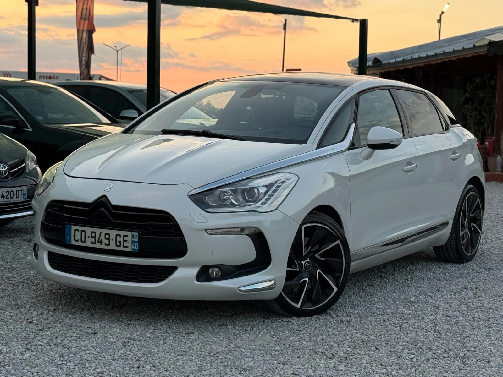 Citroen DS5 2.0 HDi Кожа Подгрев Хед Ъп Камера , снимка 1