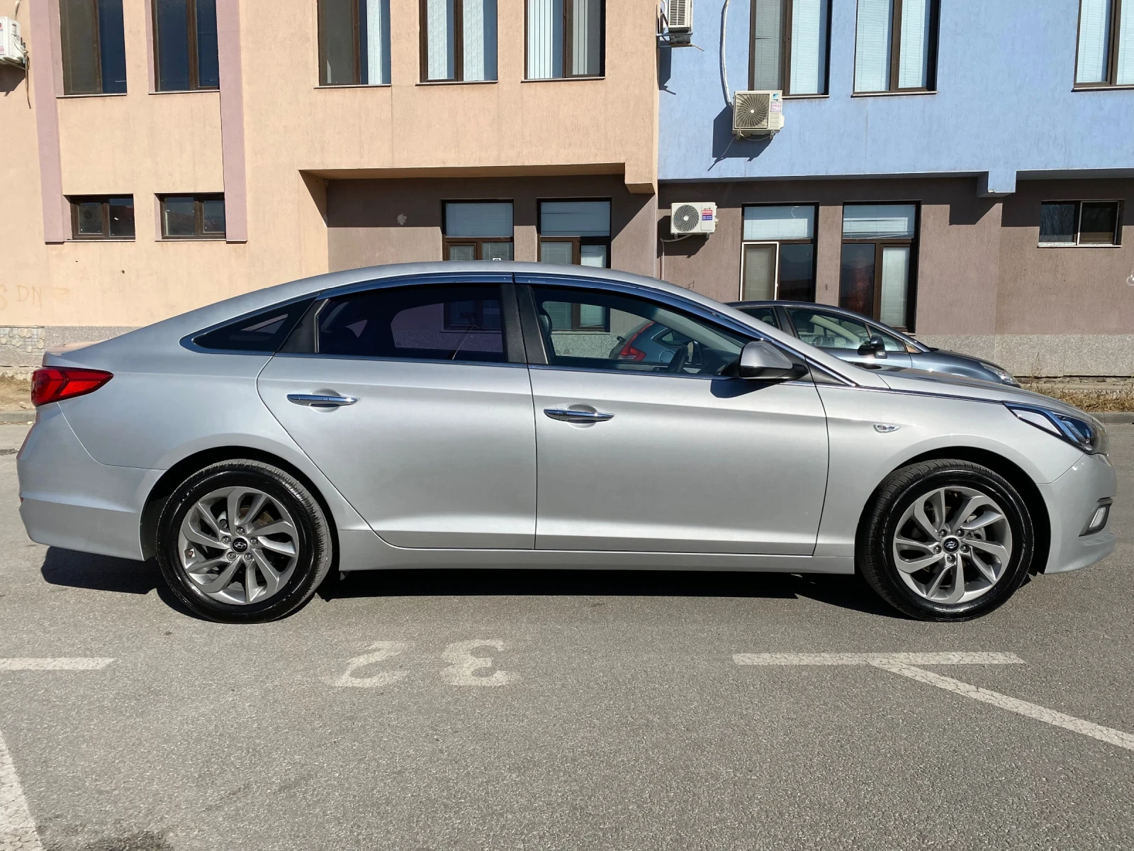 Hyundai Sonata 2.0 LPI-Само ГАЗ , Автопилот, Камера, Мултимедия - изображение 6