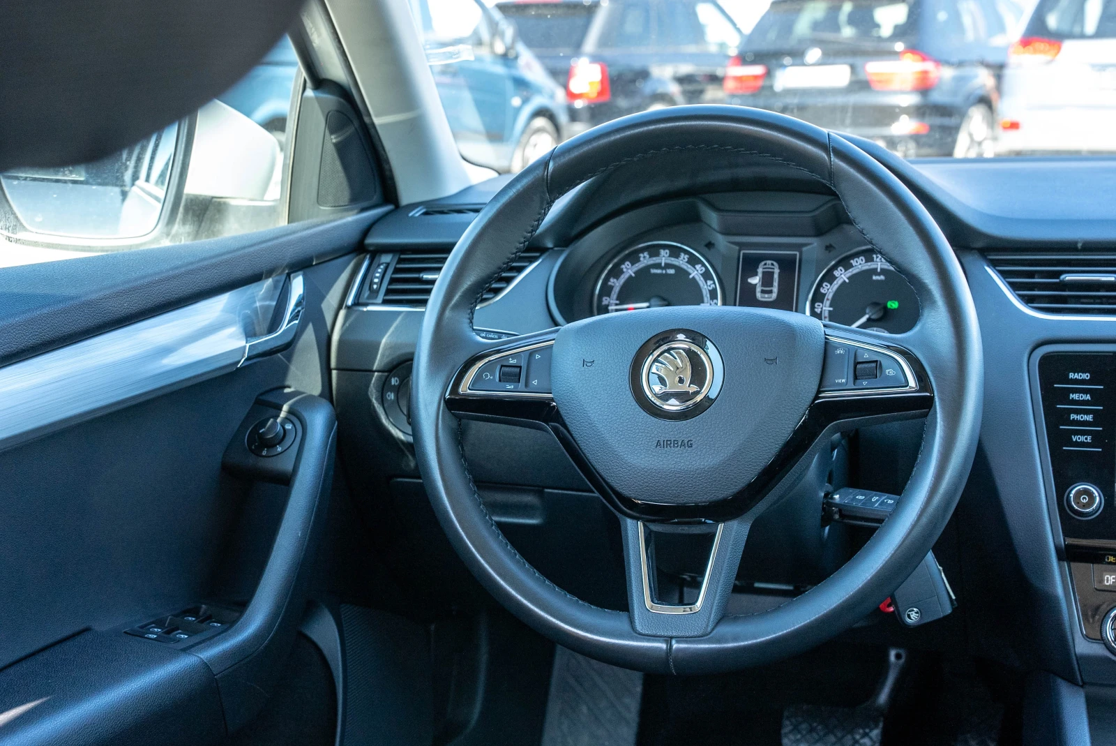 Skoda Octavia 1.6 TDI | Mobile.bg — изображение 15