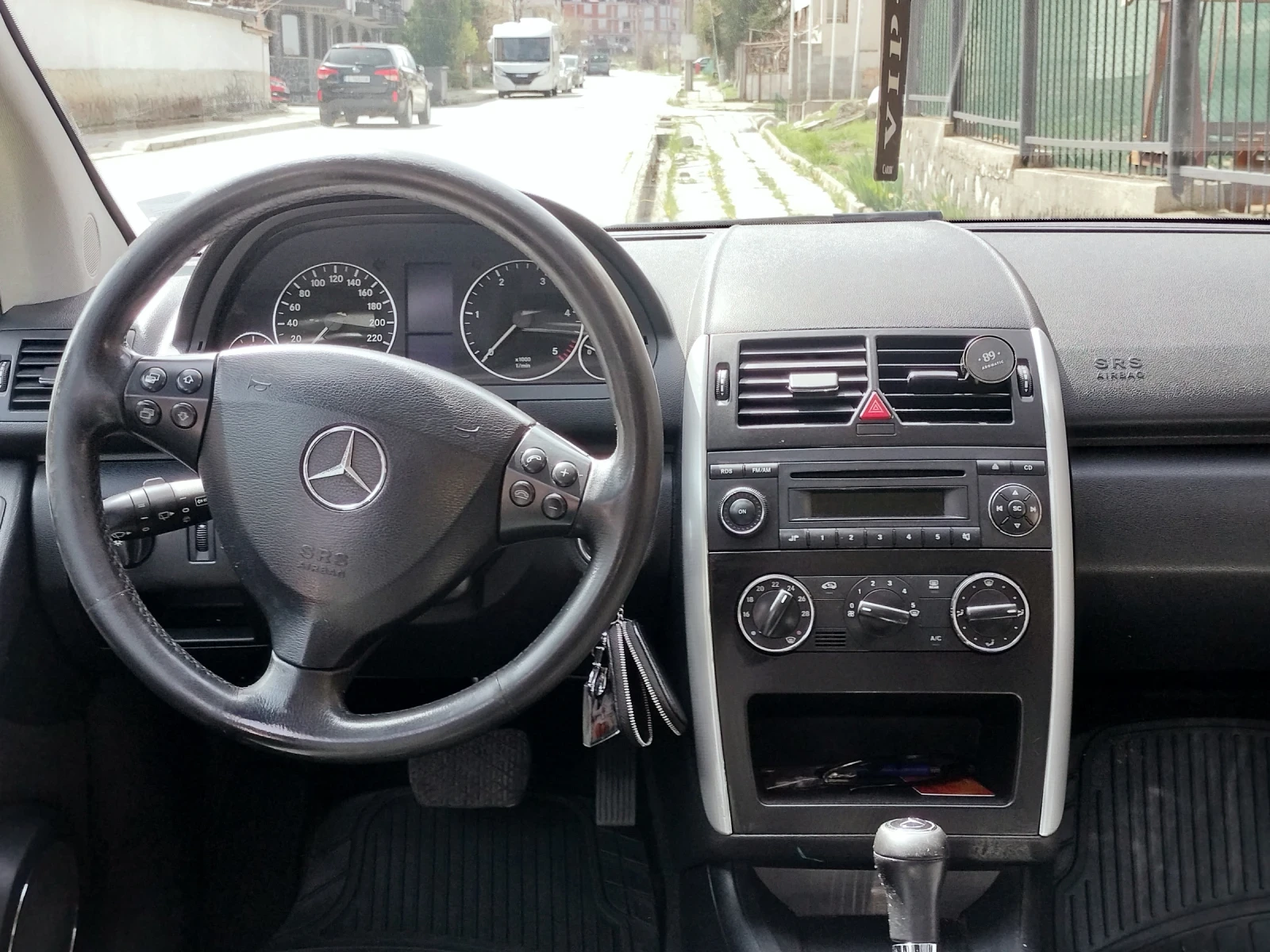 Mercedes-Benz A 180  - изображение 8