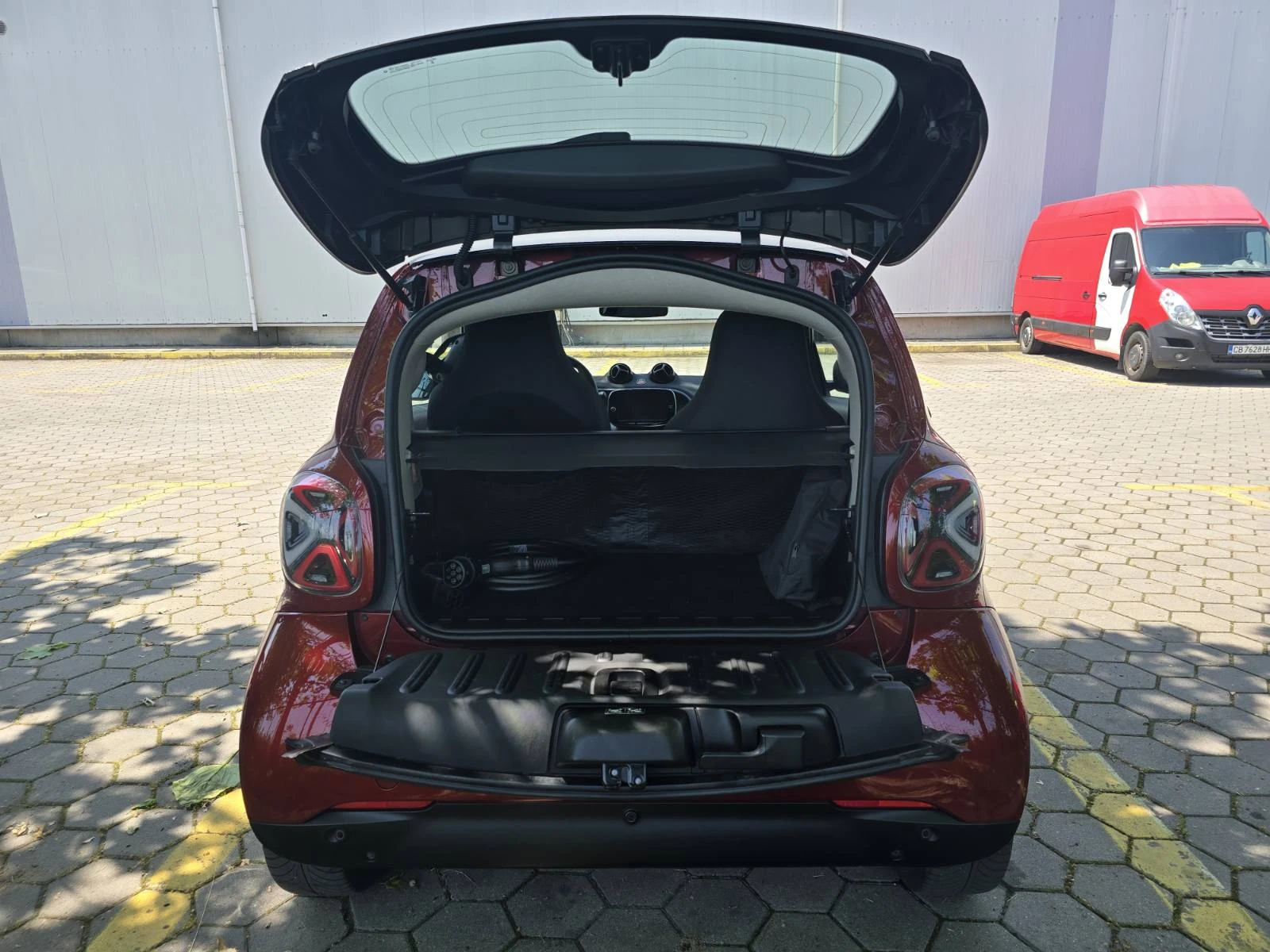 Smart Fortwo EQ Coupe - изображение 9
