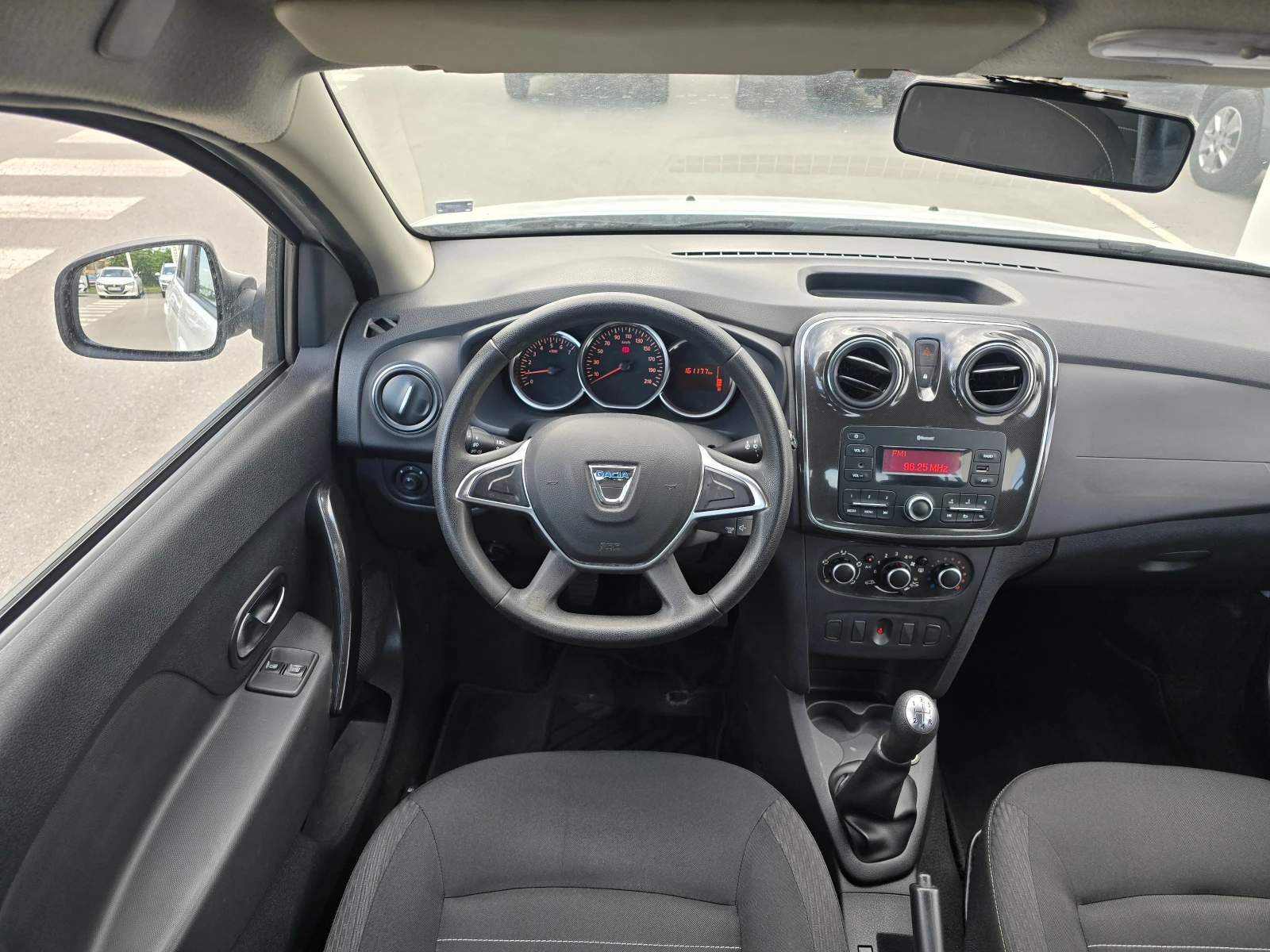 Dacia Sandero 1.5 dCi - изображение 10