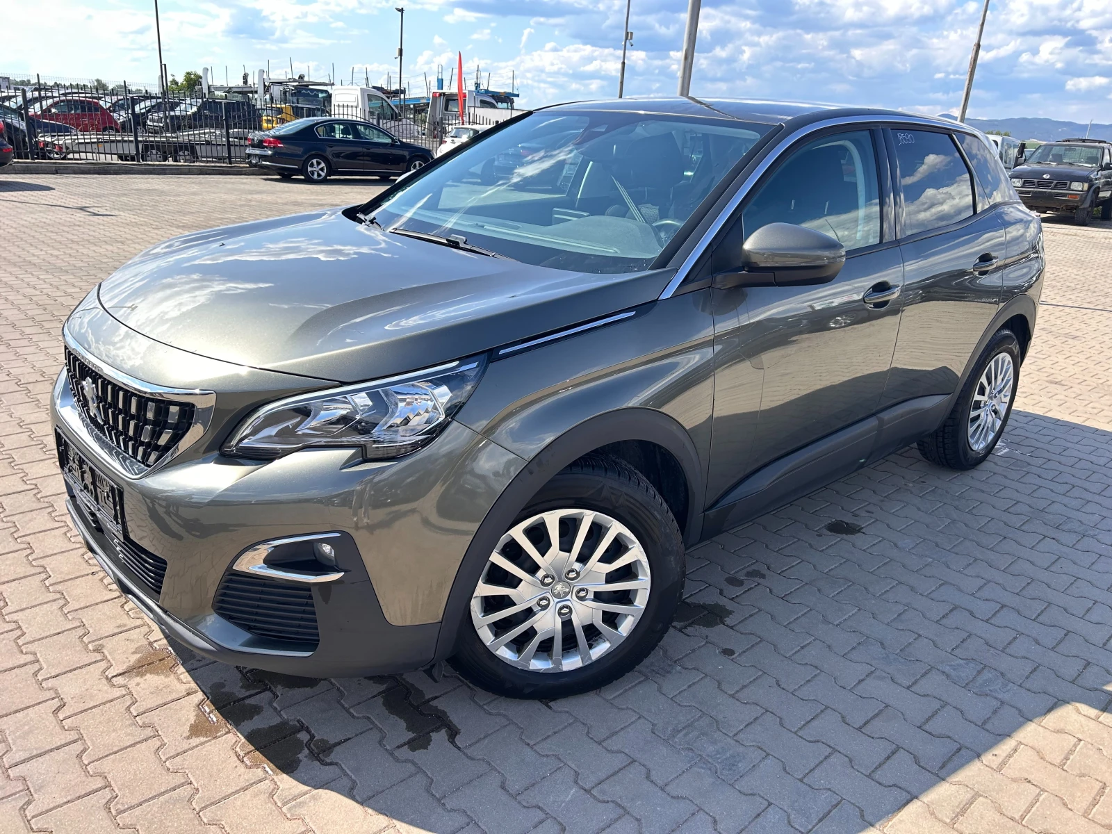 Peugeot 3008 1.2i NAVI EURO 6 | Mobile.bg   1
