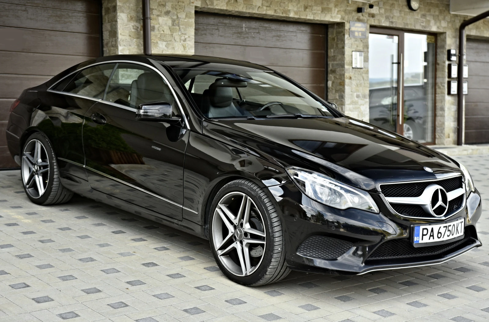 Mercedes-Benz E 220 CDI - изображение 3