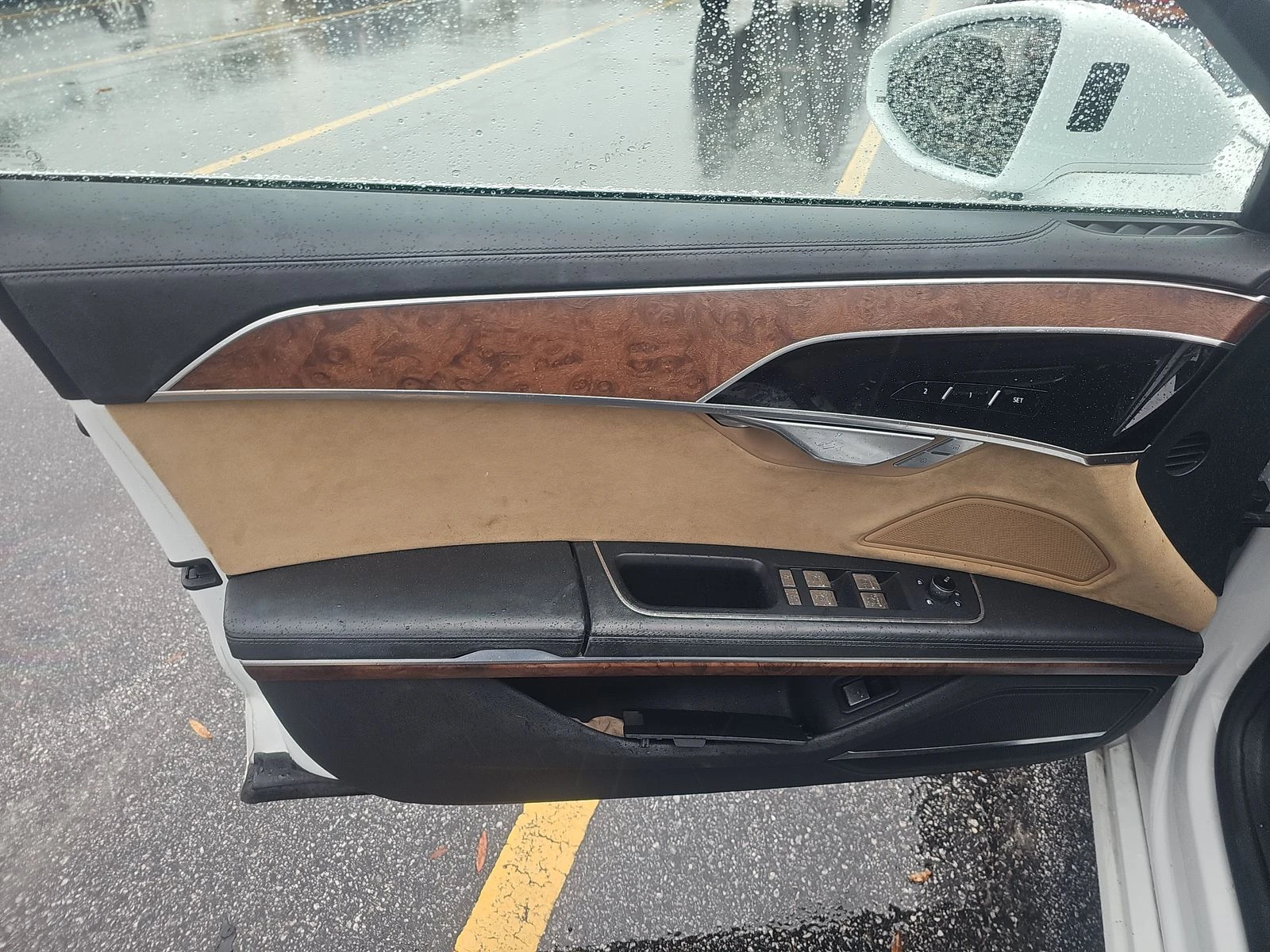 Audi A8   | Mobile.bg   11