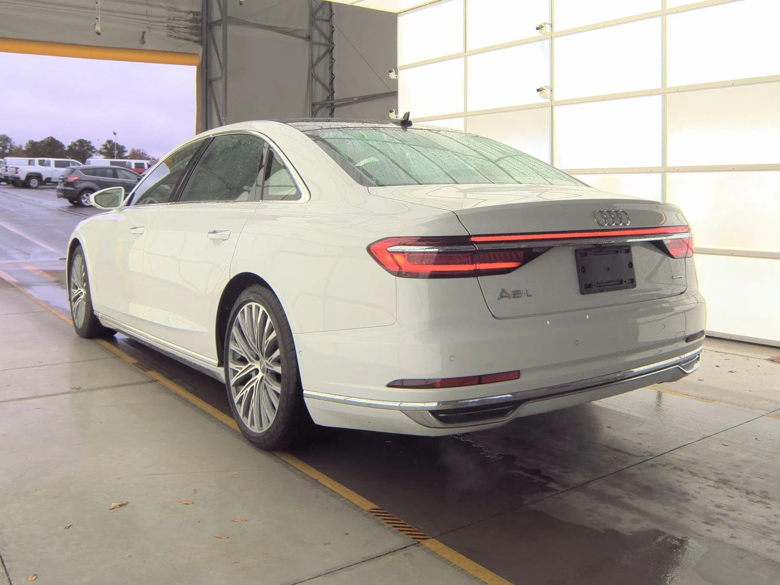 Audi A8   | Mobile.bg   5