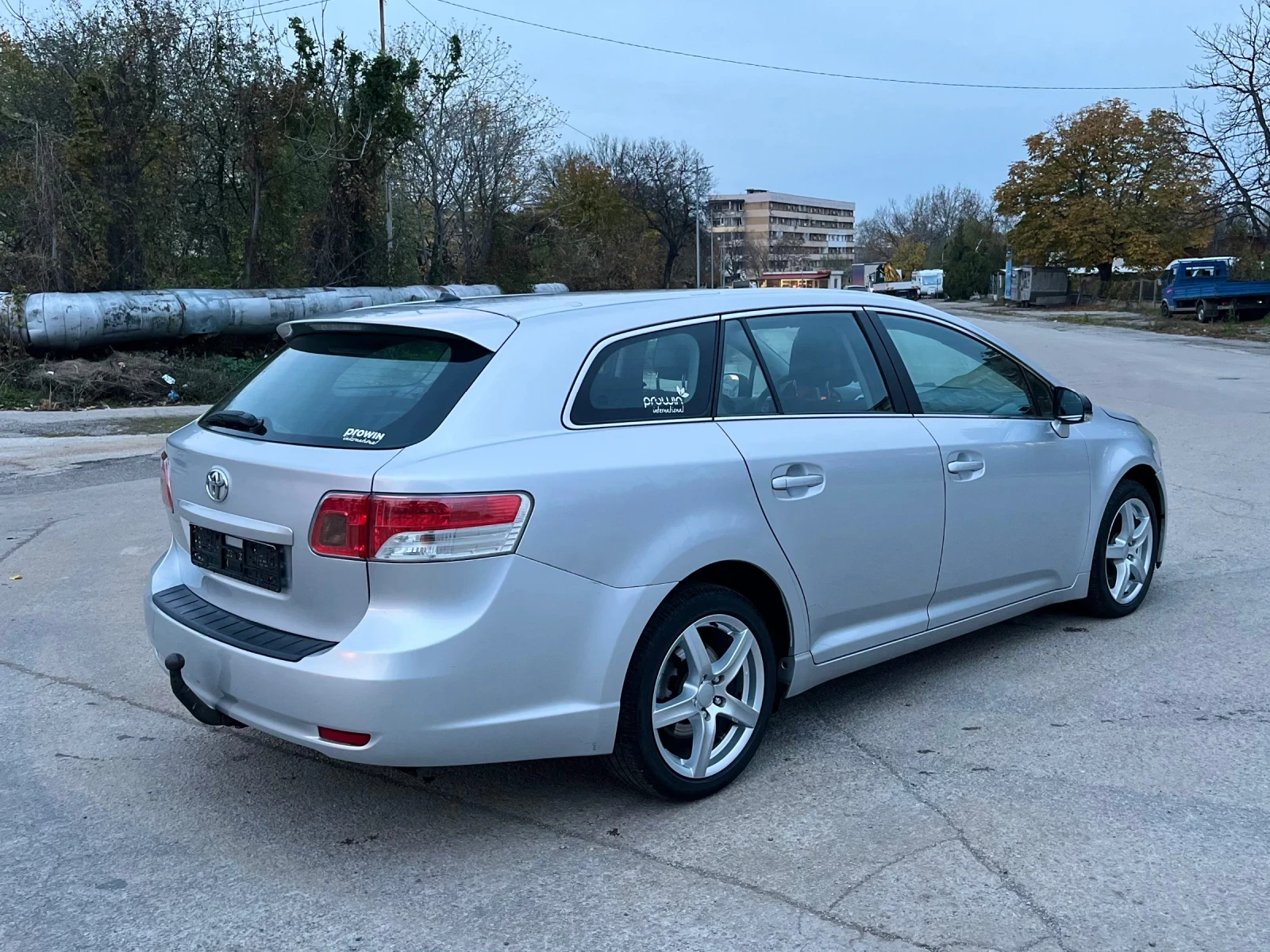 Toyota Avensis 2.0 D4d 126кс Внос Германия - изображение 4
