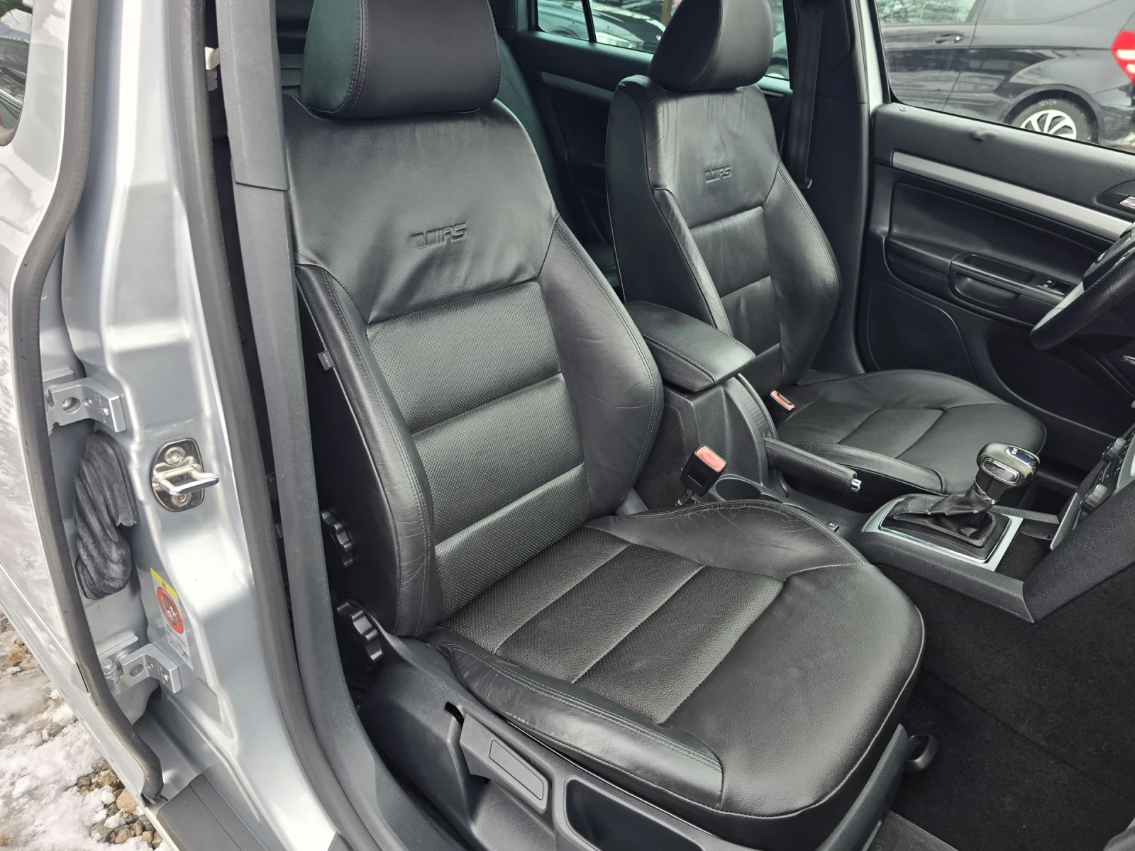 Skoda Octavia 2.0TDI VRS DSG - изображение 7