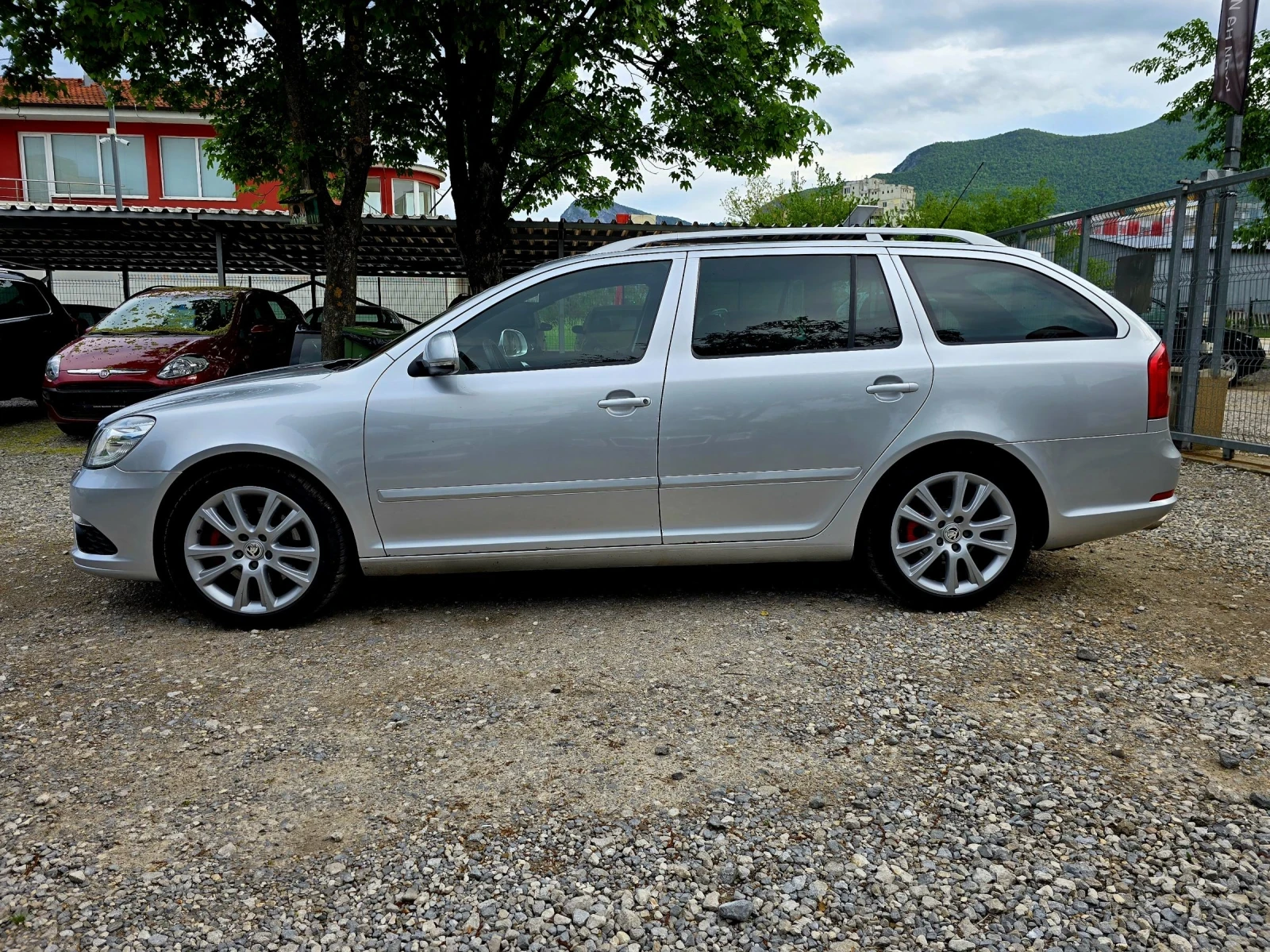 Skoda Octavia 2.0TDI VRS DSG, снимка 6 - Автомобили и джипове - 53039566