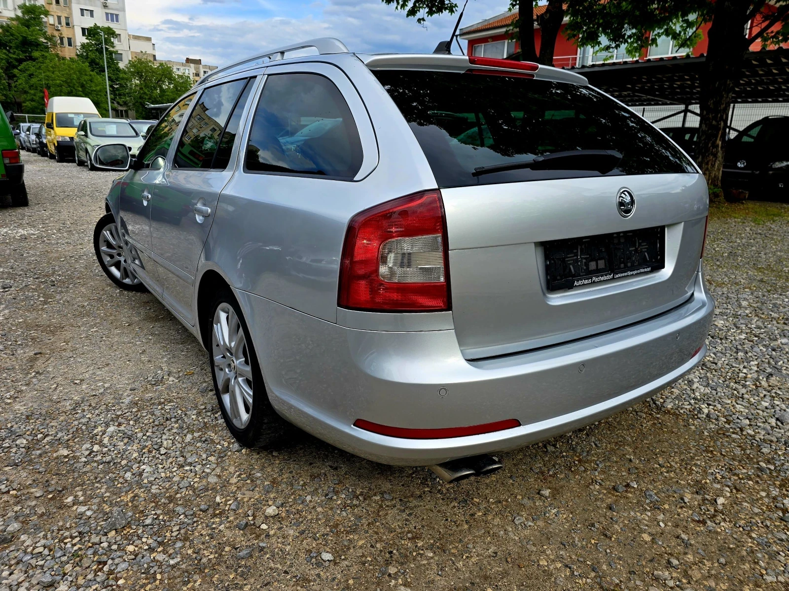 Skoda Octavia 2.0TDI VRS DSG, снимка 3 - Автомобили и джипове - 53039566