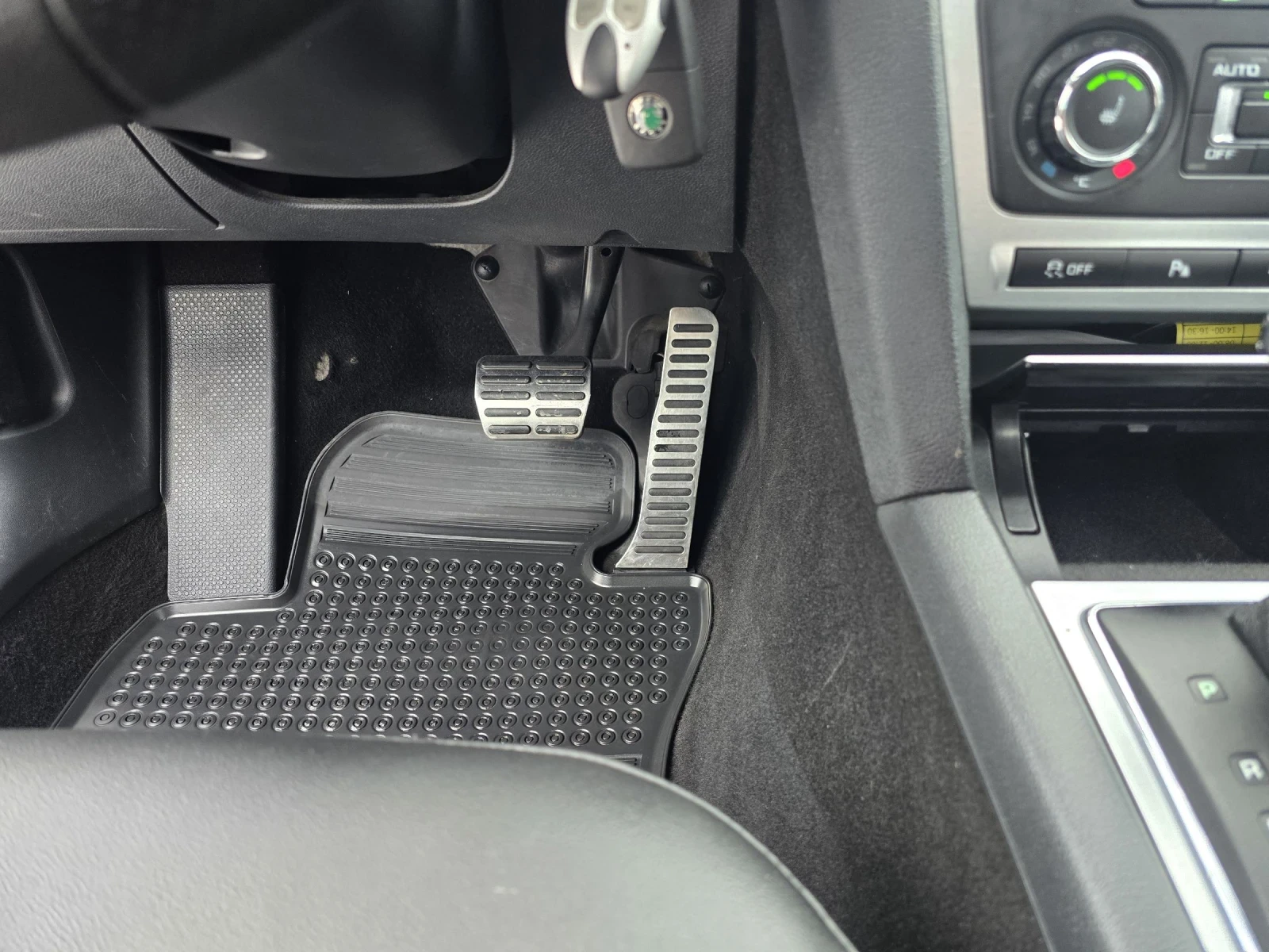 Skoda Octavia 2.0TDI VRS DSG | Mobile.bg � ����������� 11