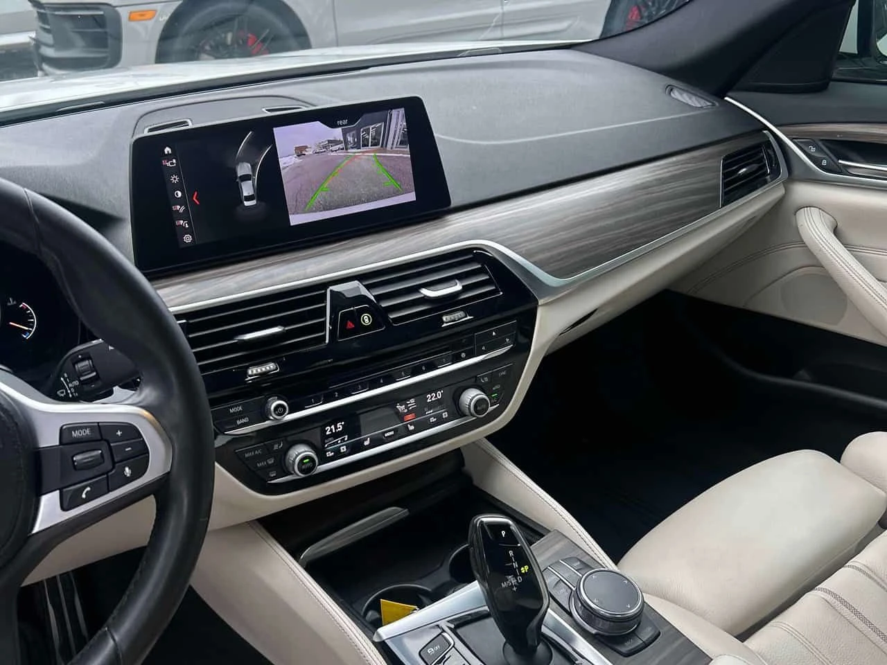 BMW 530 530i xDrive  CARFAX | Mobile.bg � ����������� 9