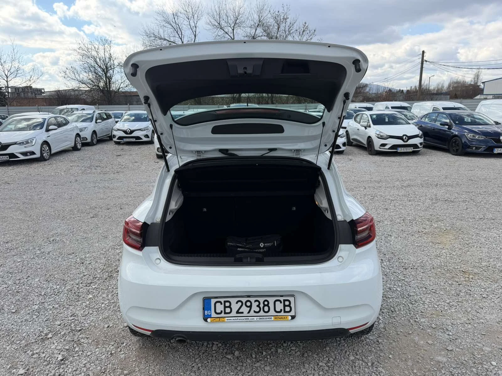 Renault Clio 1.0TCe 92k.c. - изображение 8