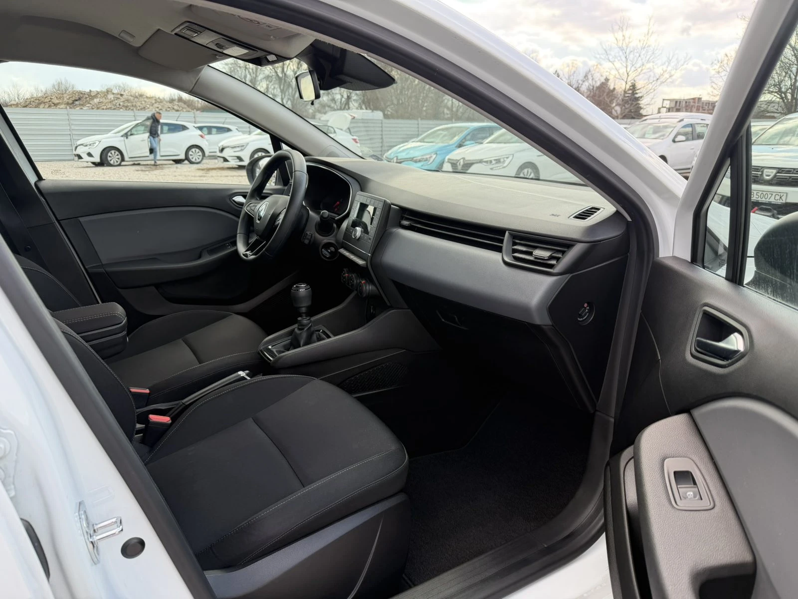 Renault Clio 1.0TCe 92k.c. | Mobile.bg � ����������� 11