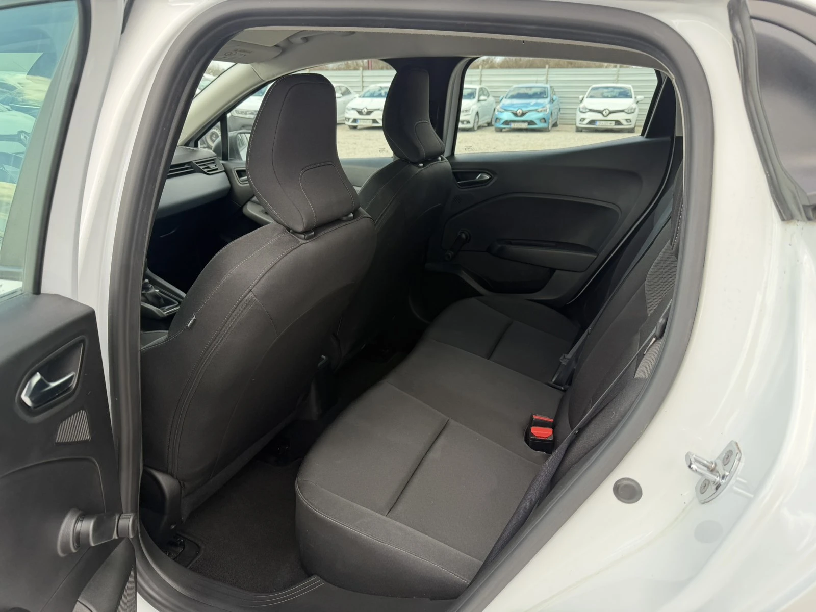 Renault Clio 1.0TCe 92k.c. | Mobile.bg � ����������� 13