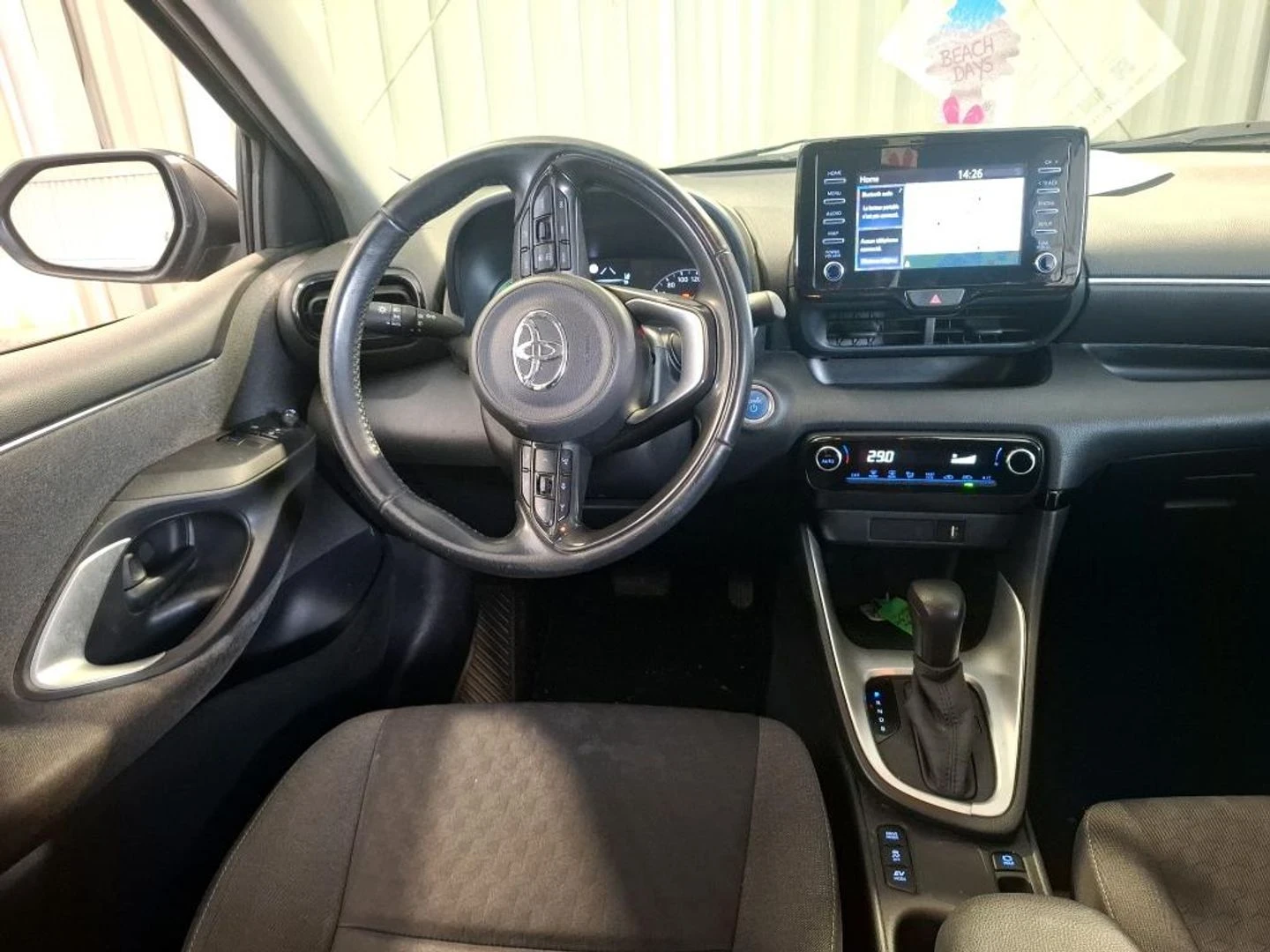 Toyota Yaris 1.5 Hybrid Реални КМ, снимка 10 - Автомобили и джипове - 53770193