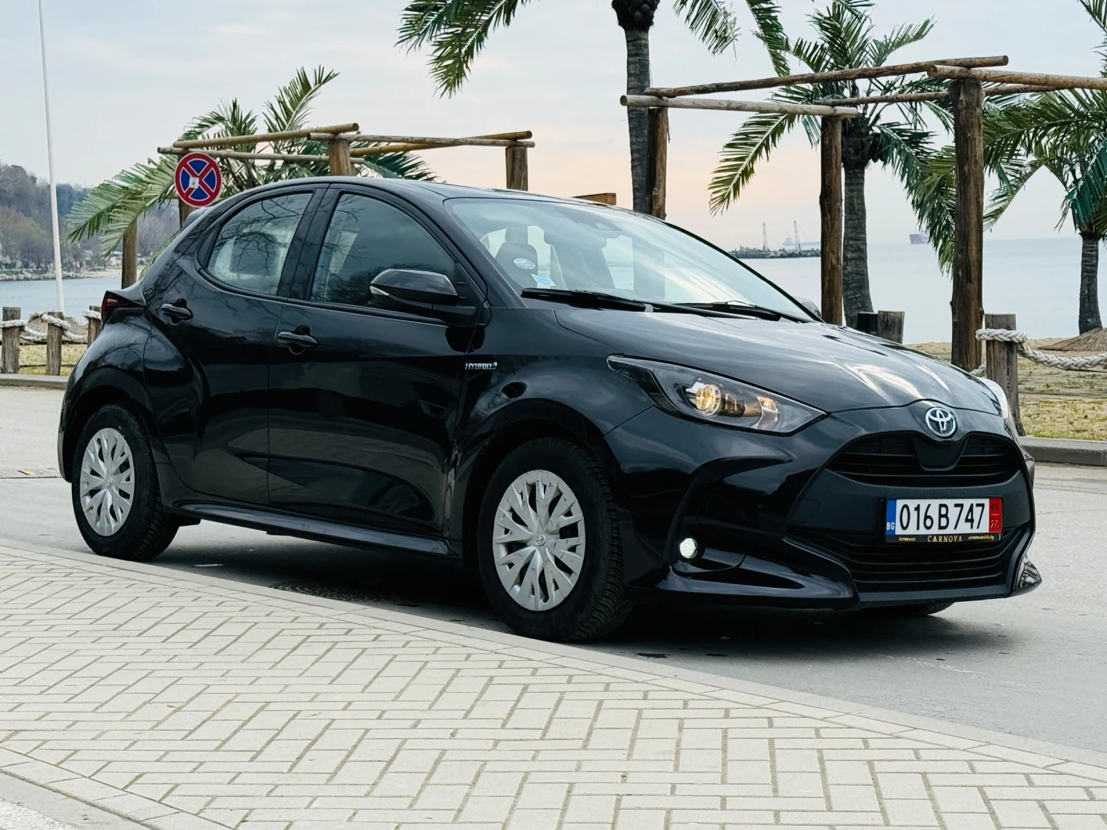Toyota Yaris 1.5 Hybrid Реални КМ, снимка 3 - Автомобили и джипове - 53770193