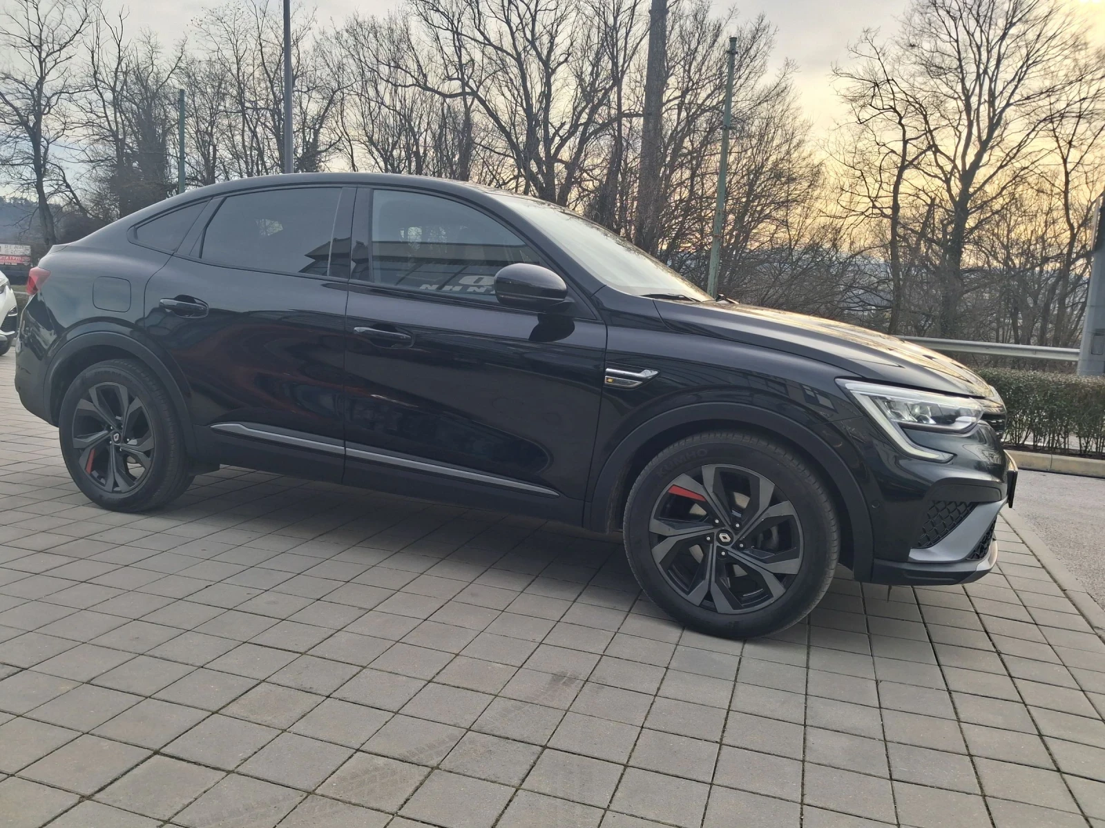 Renault Arkana 1.6E-TECH-145-RS LINE, 95000KM, снимка 5 - Автомобили и джипове - 53817853