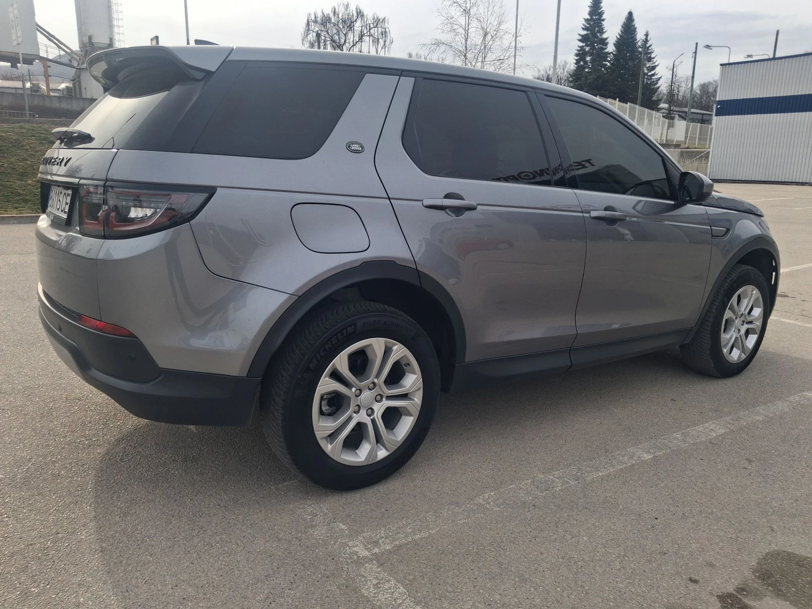 Land Rover Discovery Sport 2.0D-4?4-mhev, снимка 5 - Автомобили и джипове - 53817853