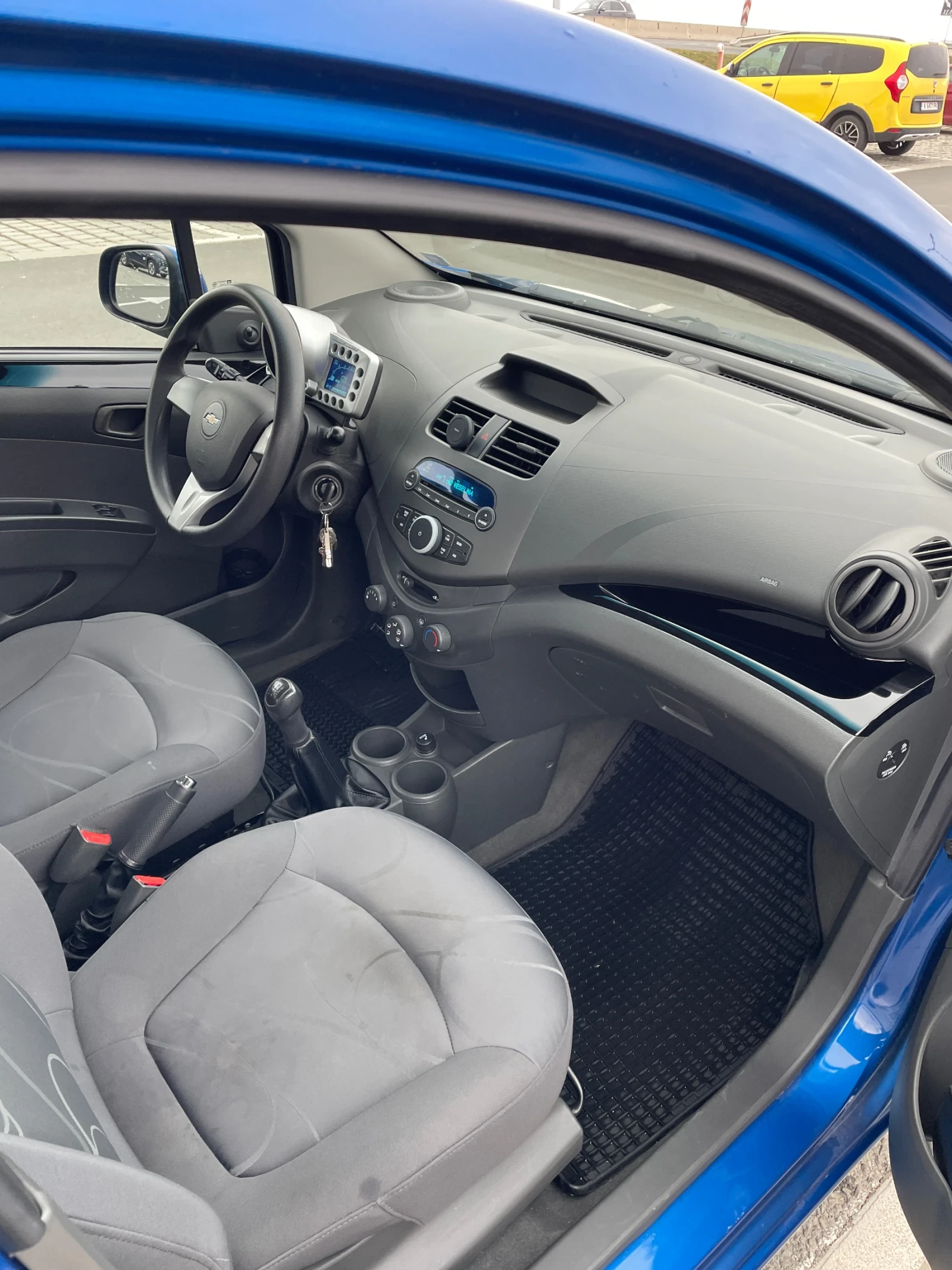 Chevrolet Spark 1.0, снимка 8 - Автомобили и джипове - 53925092