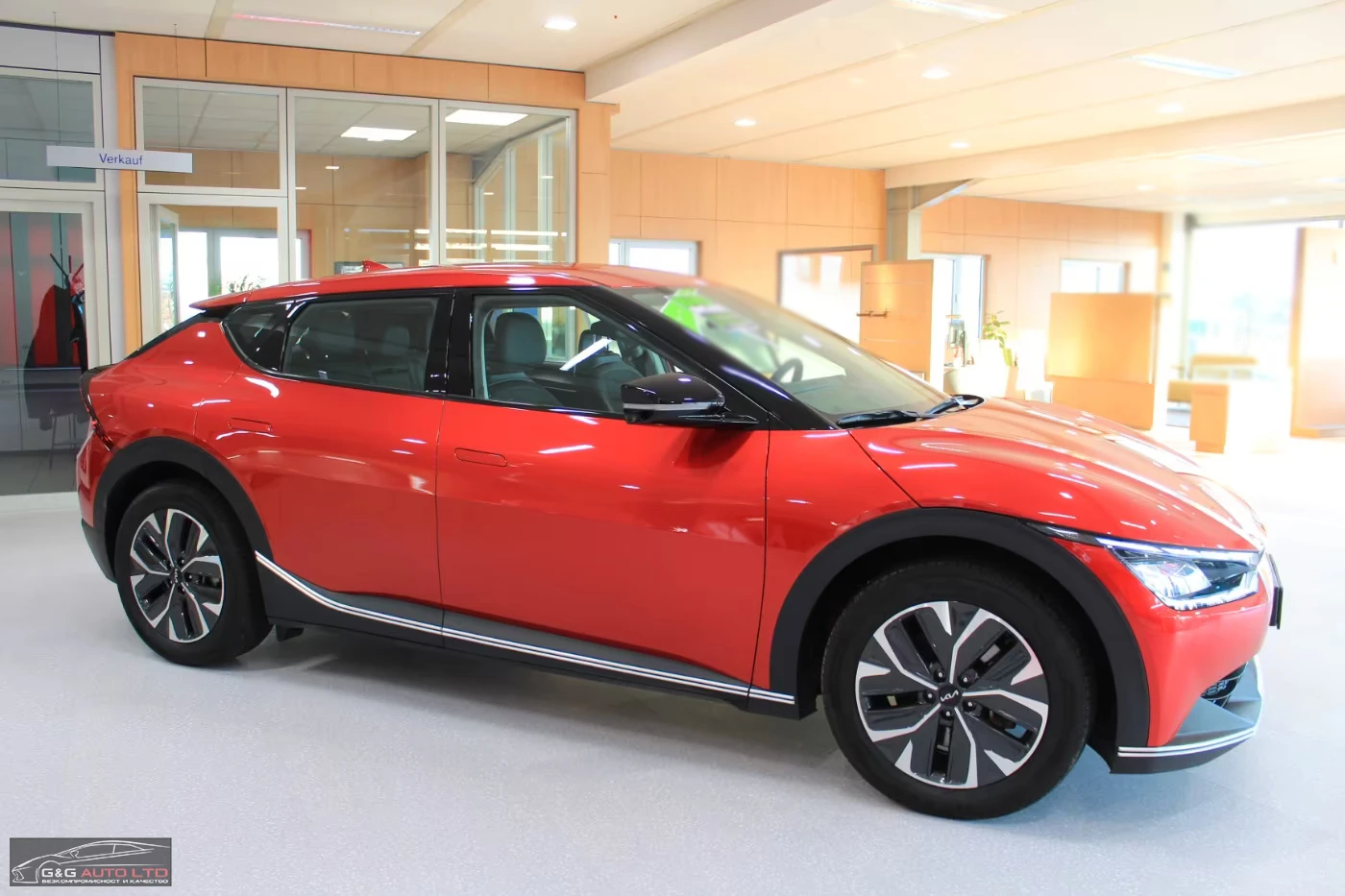 Kia EV6 ELECTRIC/170HP/ACC/LED/WINTER P./CAM/NAVI/174h, снимка 4 - Автомобили и джипове - 53976818