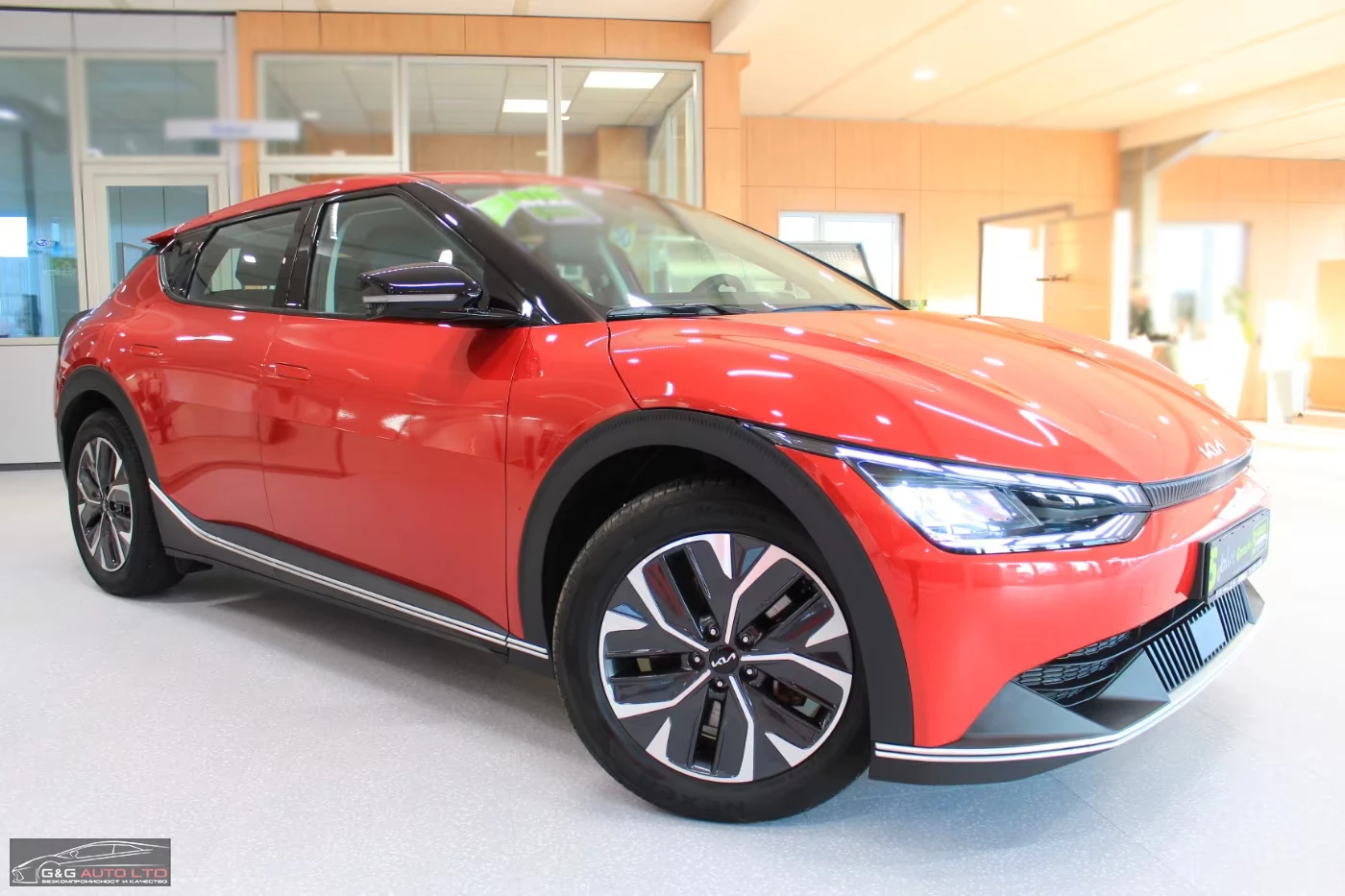 Kia EV6 ELECTRIC/170HP/ACC/LED/WINTER P./CAM/NAVI/174h, снимка 3 - Автомобили и джипове - 53976818