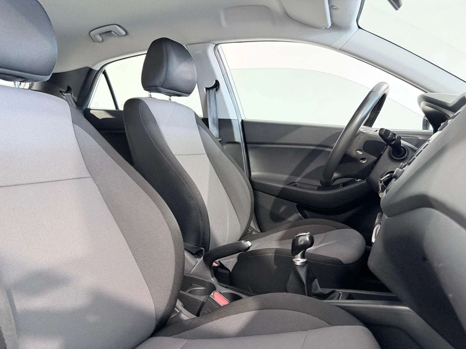 Hyundai I20 1.2 Cool, снимка 12 - Автомобили и джипове - 54255218