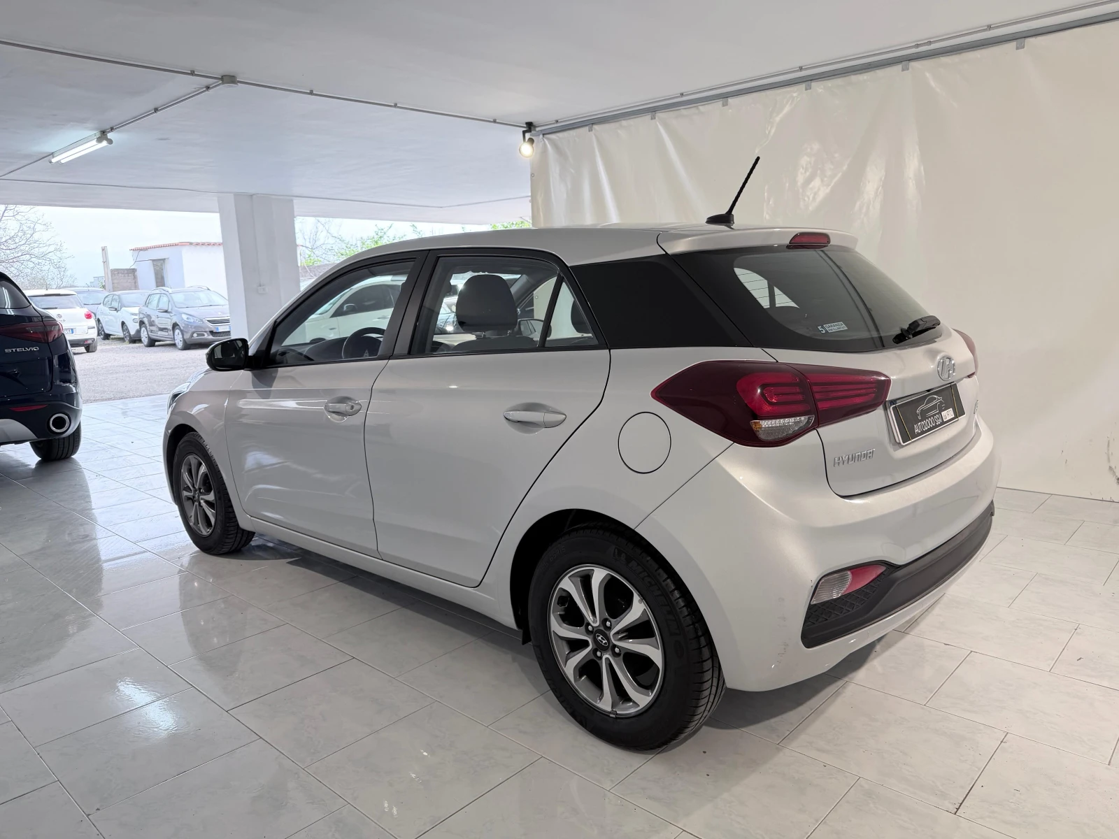 Hyundai I20 1.2 Cool, снимка 5 - Автомобили и джипове - 54255218